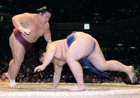 Kaio pulls out of summer sumo after loss to Chiyotaikai